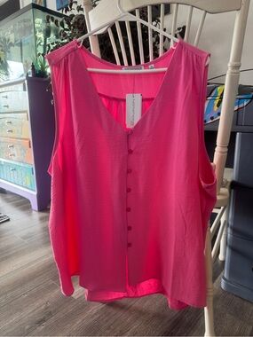 Notations Woman NWT Barbie Pink Button-Down Sleeveless Blouse 3X